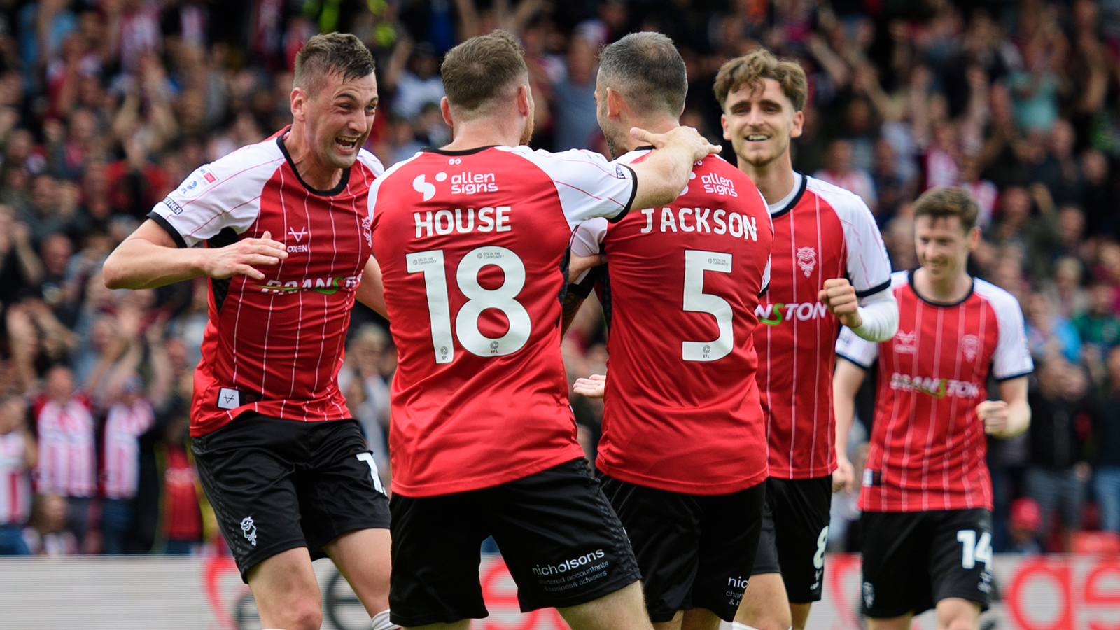 City celebrate Adam Jackson's first goal against Mansfield Town.