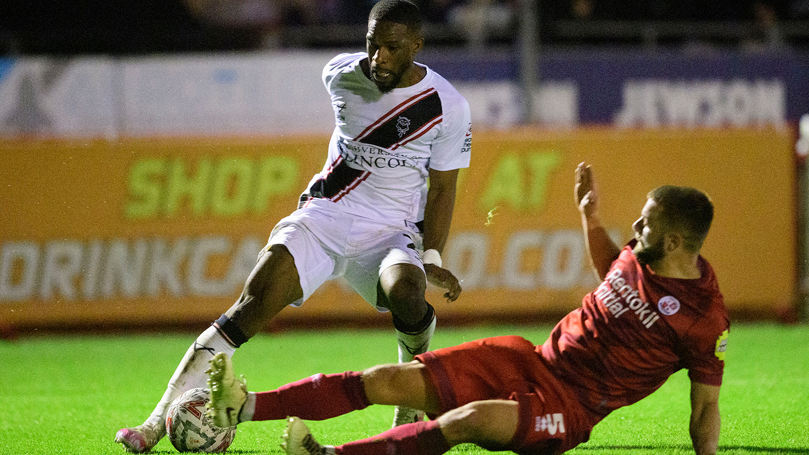 Tendayi Darikwa attacks for City at Crawley