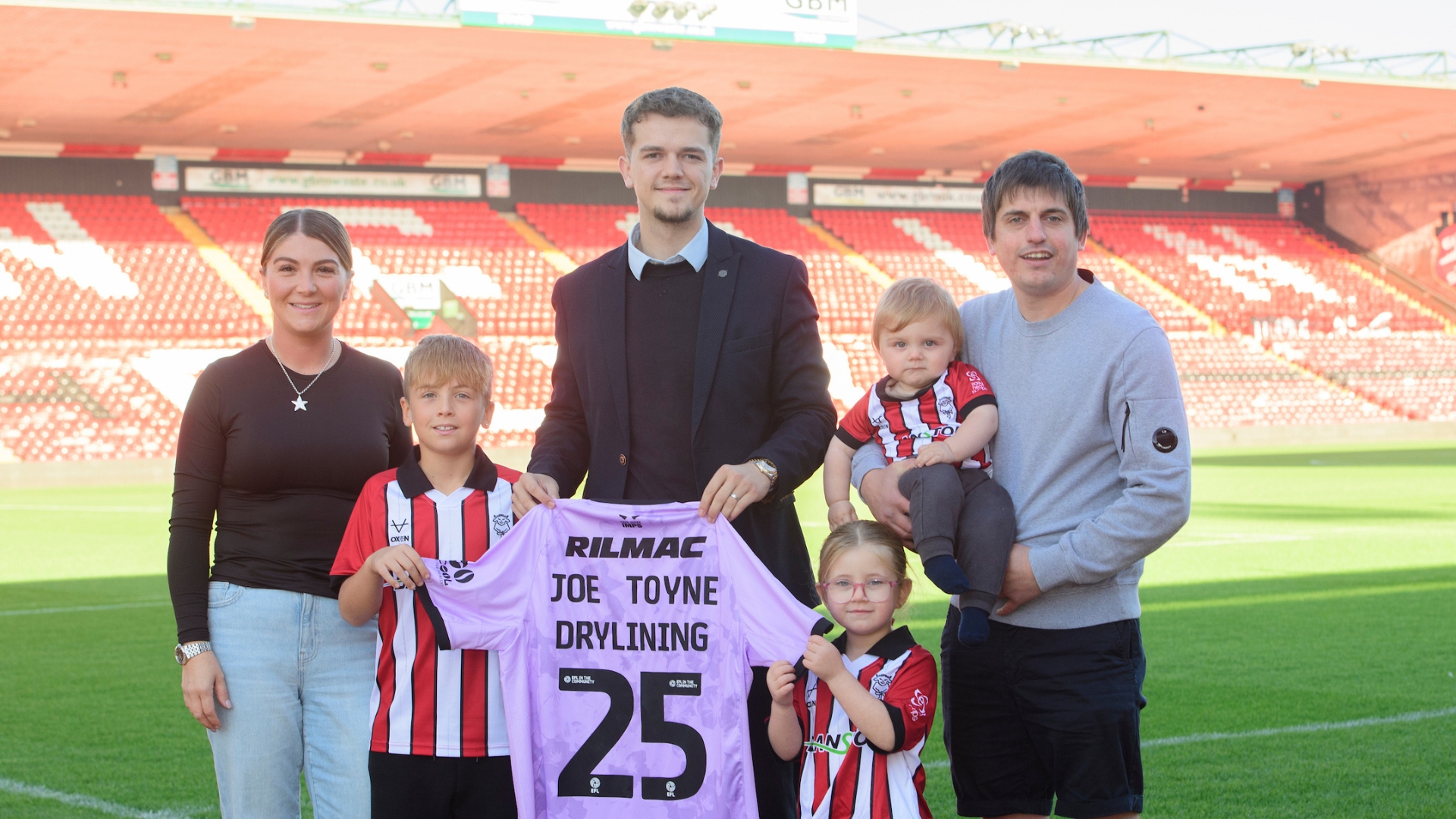 Lincoln City commercial partnership | Bobby Copping, head of commercial of Lincoln City with Joe Toyne Drylining.