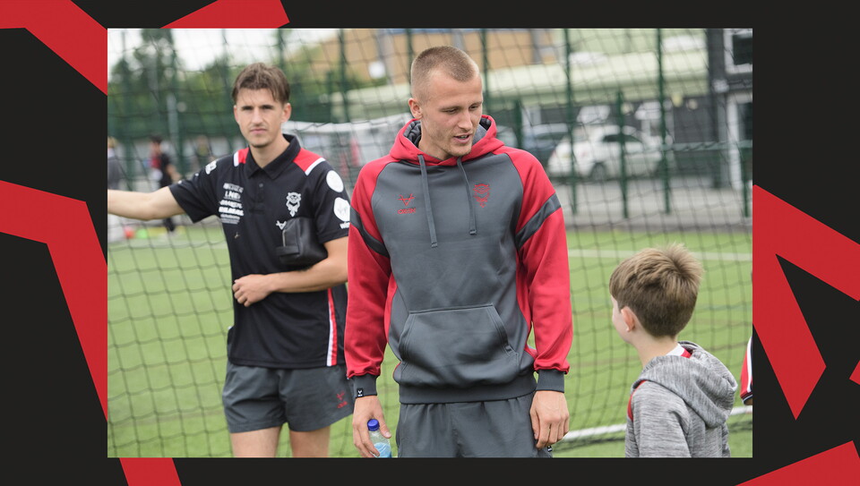 Players visit Holiday Club