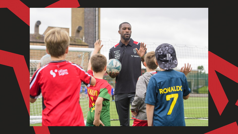 Players visit Holiday Club