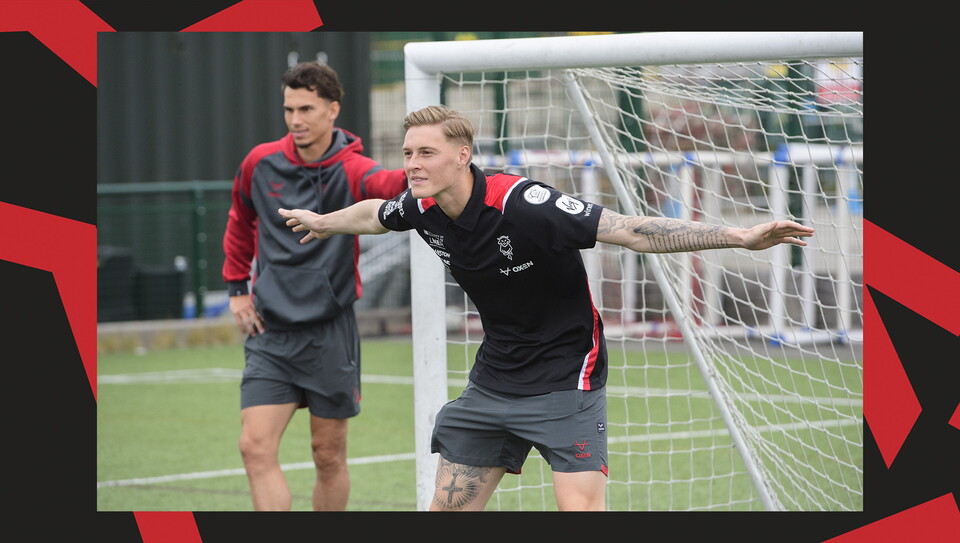 Players visit Holiday Club