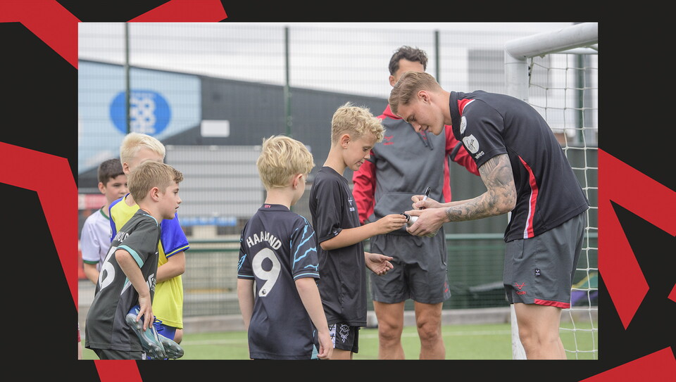 Players visit Holiday Club
