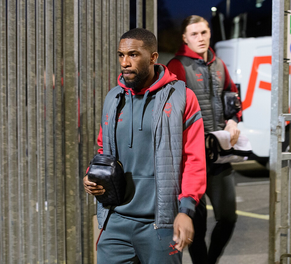 Tendayi Darikwa pictured arriving at the One Call Stadium