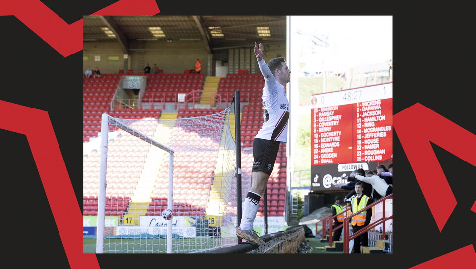 Action from Charlton Athletic v Lincoln City