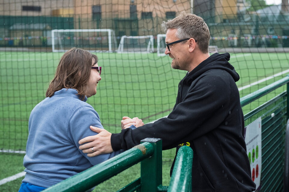 Michael Skubala, head coach of Lincoln City visited the community football session, organised by Lincoln City Foundation, on the 3G at the club’s LNER Stadium