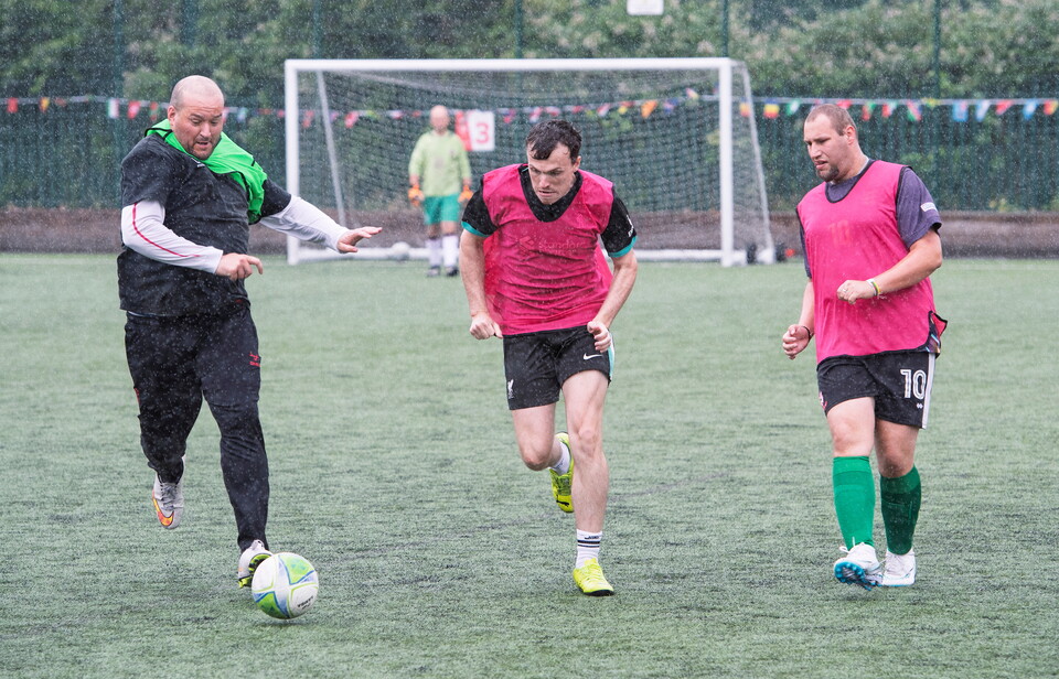 Michael Skubala, head coach of Lincoln City visited the community football session, organised by Lincoln City Foundation, on the 3G at the club’s LNER Stadium