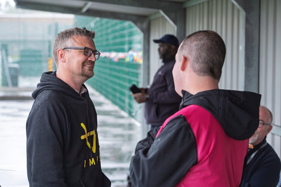 Michael Skubala, head coach of Lincoln City visited the community football session, organised by Lincoln City Foundation, on the 3G at the club’s LNER Stadium