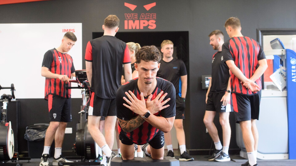 Lewis Montsma does a test during pre-season