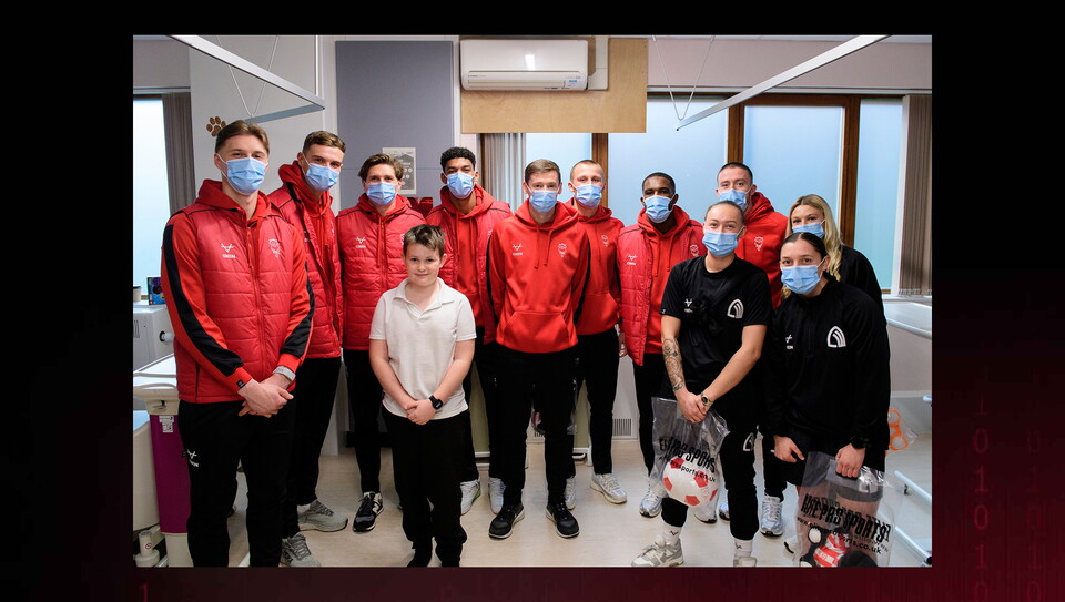 Lincoln City and Lincoln Women players visit to Lincoln County Hospital ahead of Christmas 2025.