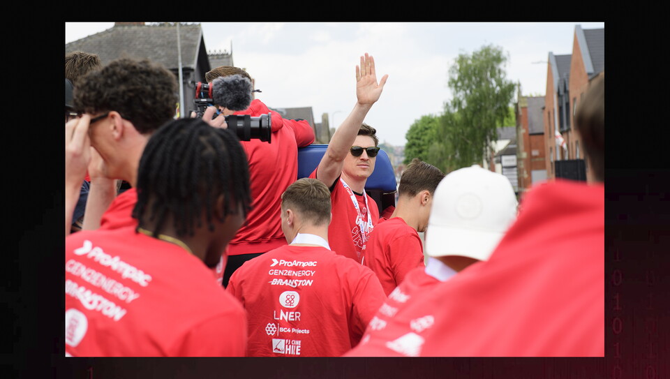 Lincoln City open top bus parade