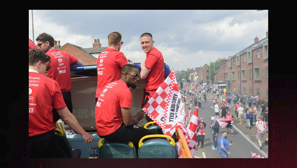 Lincoln City open top bus parade