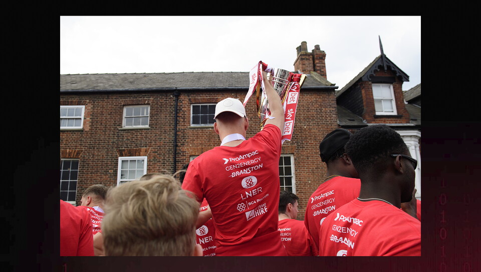 Lincoln City open top bus parade