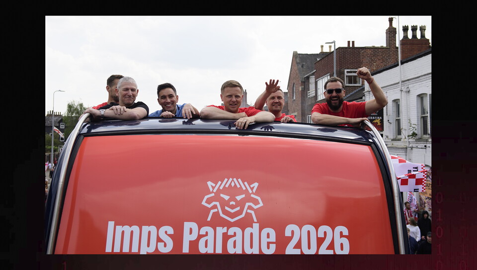 Lincoln City open top bus parade
