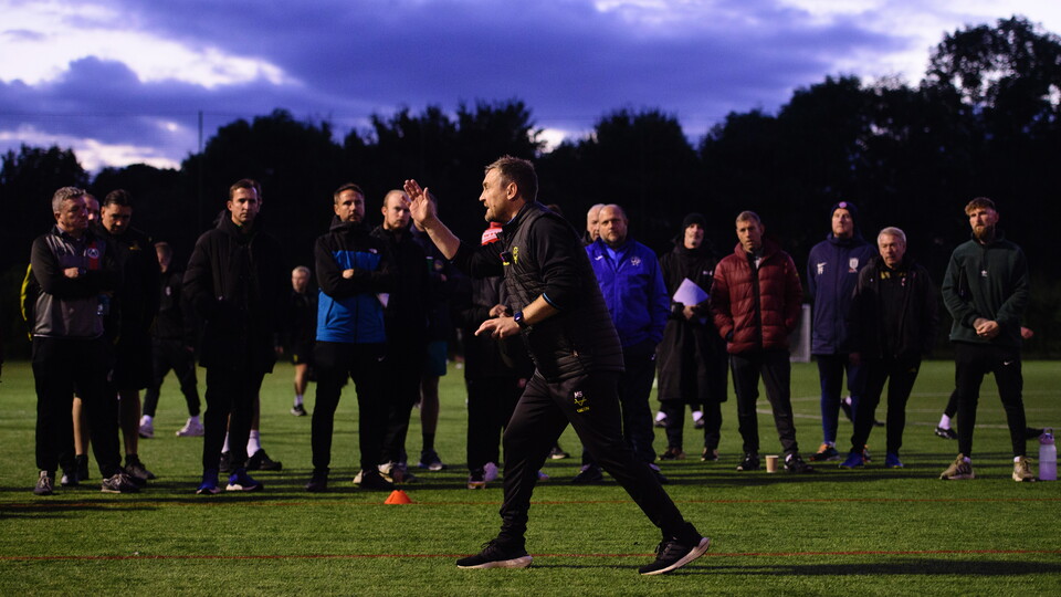Michael Skubala partaking in a Grassroots Coaching Session