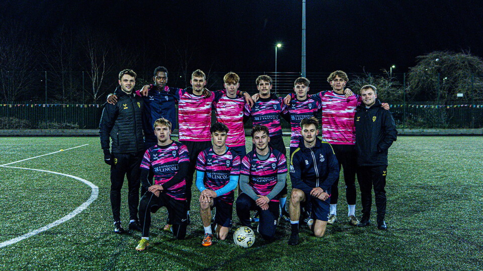 A group picture of the University of Lincoln men's team.
