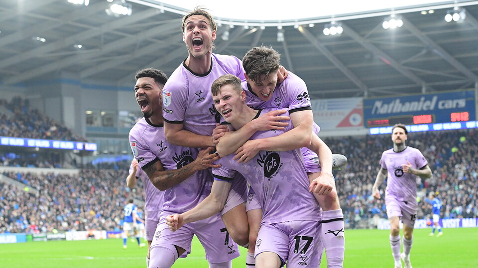 The Imps celebrate Rob Street's goal at Cardiff City
