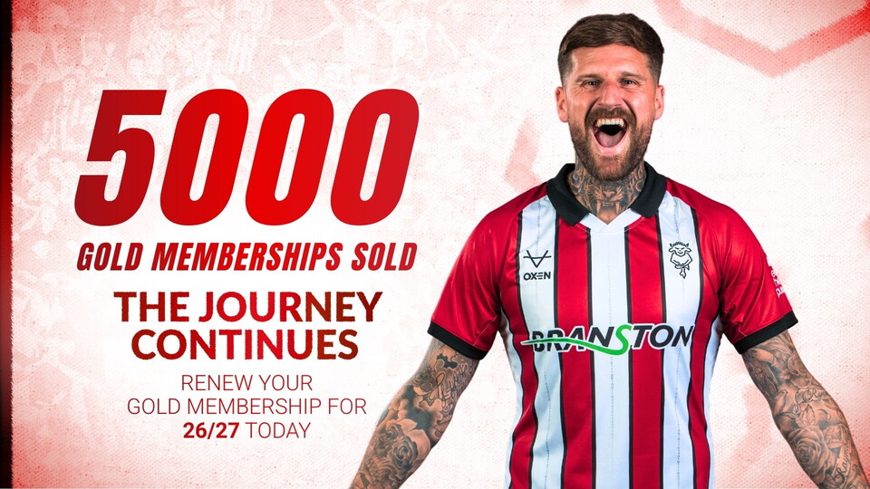 A graphic which reads "5,000 Gold Memberships sold"