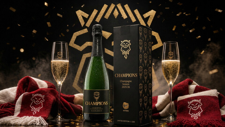 A Lincoln City branded Champagne box