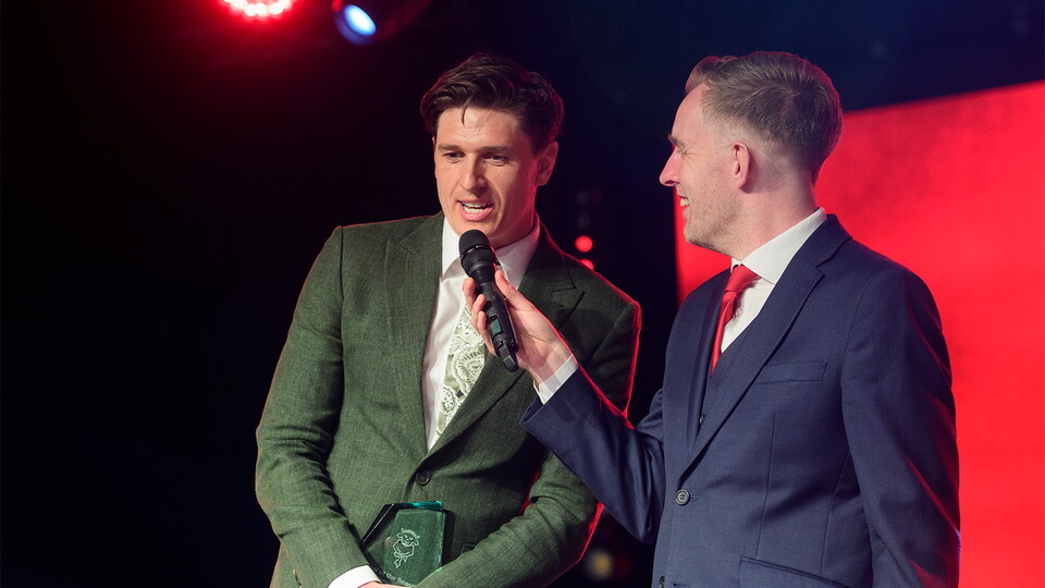 Adam Reach speaks with Rob Makepeace