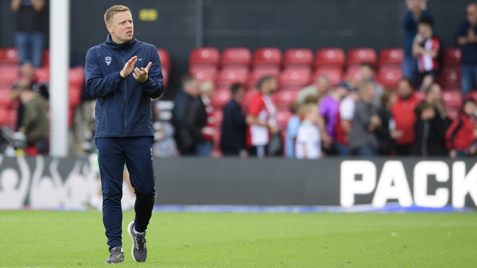 Tom Shaw applauds